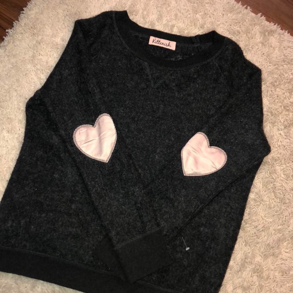 Kittenish elbow heart sweater